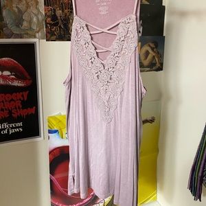 american eagle lace tank top. size large. super comfy!!